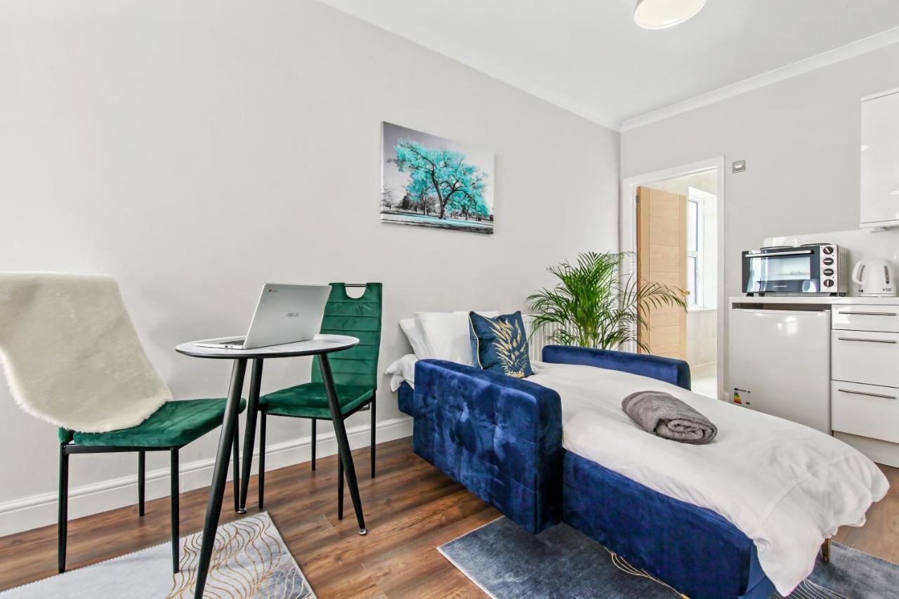 Stunning Studio Flat With Free On-Street Parking! Plumstead  Exterior photo